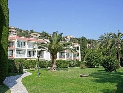 Гостиница Pierre & Vacances Residence L'Ange Gardien в Больё-сюр-Мере