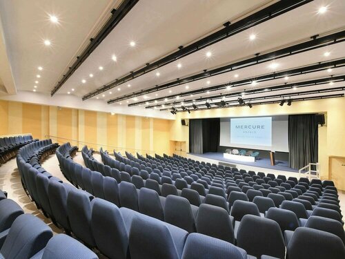 Гостиница Mercure Atria Arras Centre Gare в Аррасе