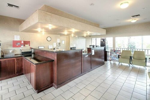Гостиница Ramada by Wyndham Modesto Yosemite Area в Модесто