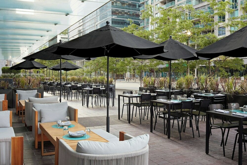 Фото Delta Hotels by Marriott Toronto