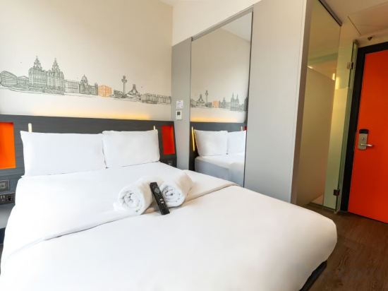 Фото EasyHotel Liverpool City Centre