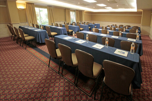 Гостиница Holiday Inn Express Tecnológico Monterrey, an Ihg Hotel в Монтеррее