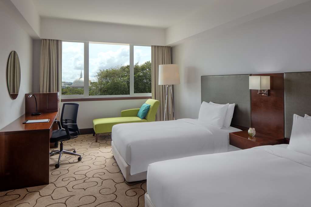 Фото Radisson Hotel Brunei Darussalam