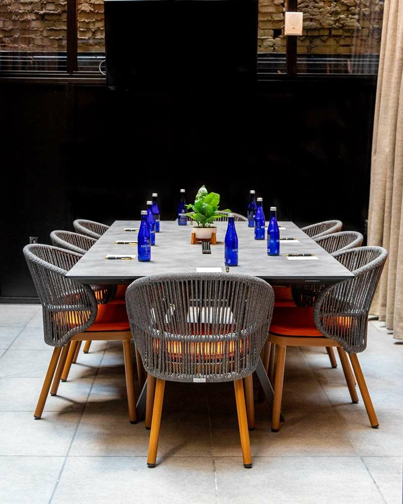 Фото The Draper New York, Tapestry Collection by Hilton