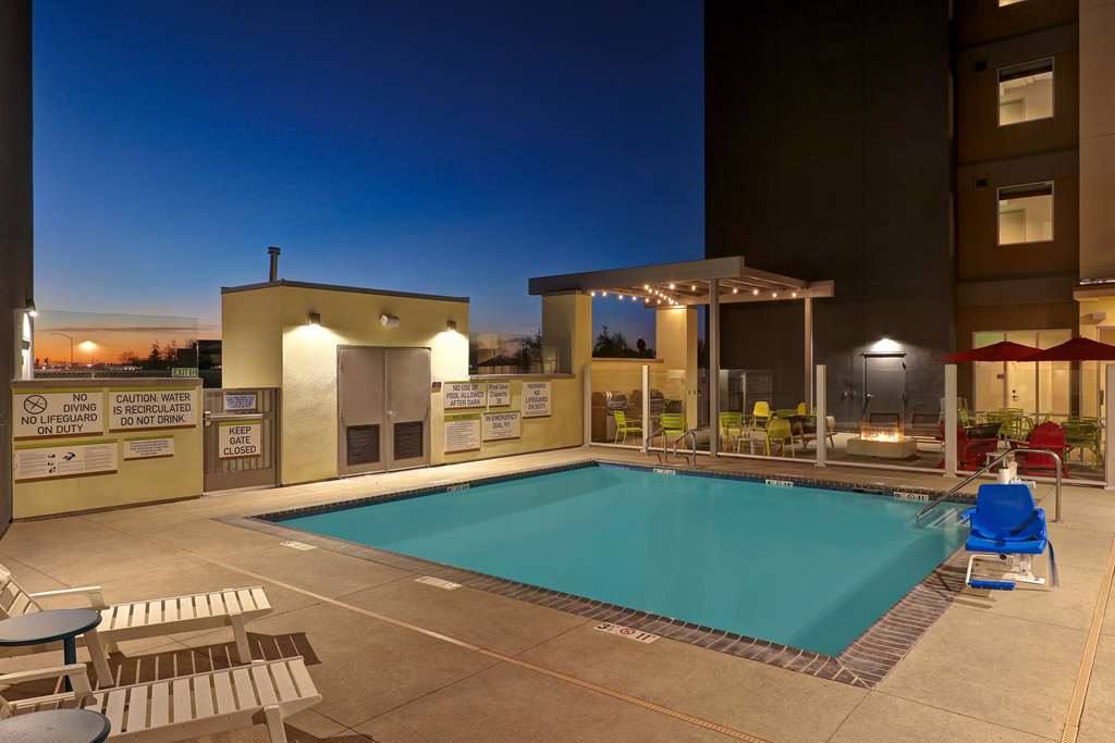 Фото Home2 Suites by Hilton Turlock, Ca
