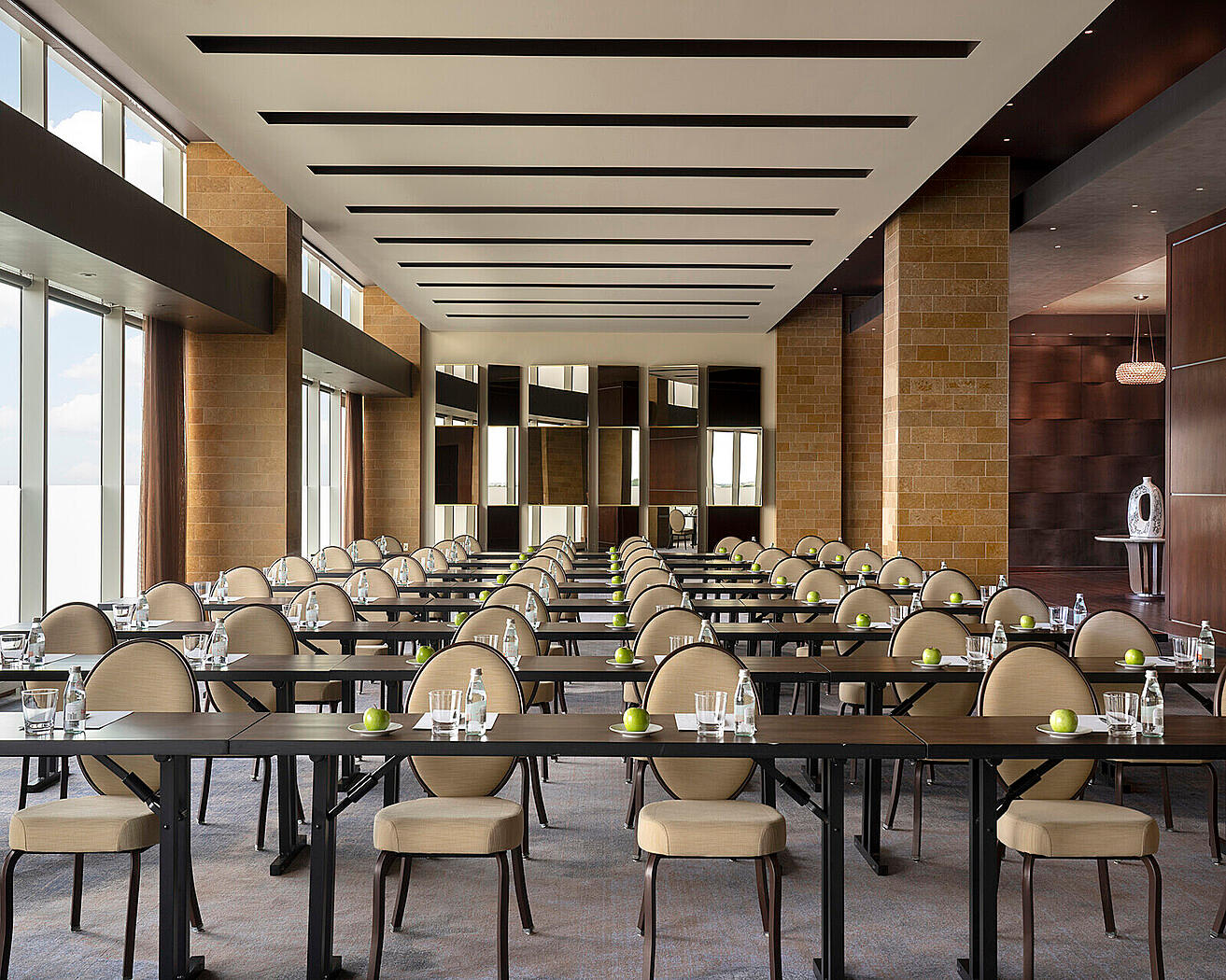 Фото Four Seasons Hotel St Louis