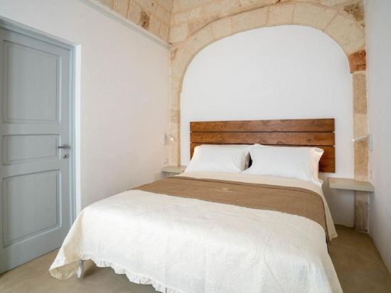 Фото Donna Domenica Boutique Suites