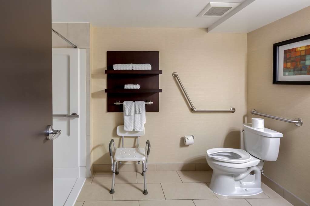 Фото Best Western Plus Edmonton Airport Hotel