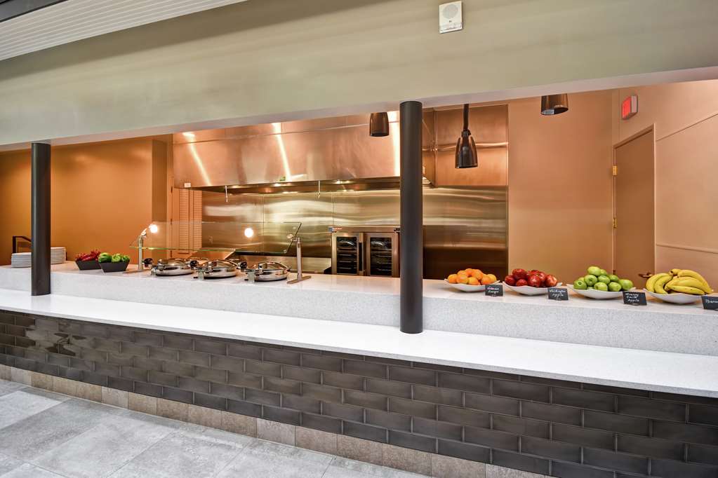 Фото Embassy Suites by Hilton Milpitas Silicon Valley