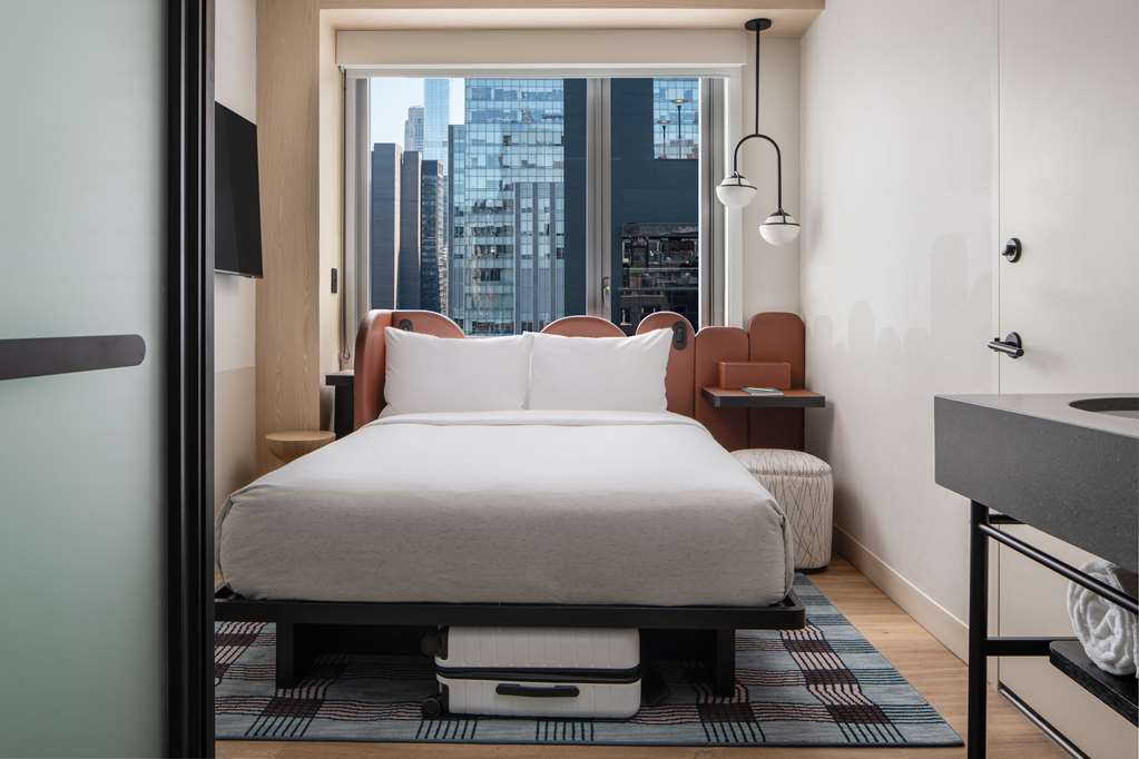 Фото Motto by Hilton New York City Times Square