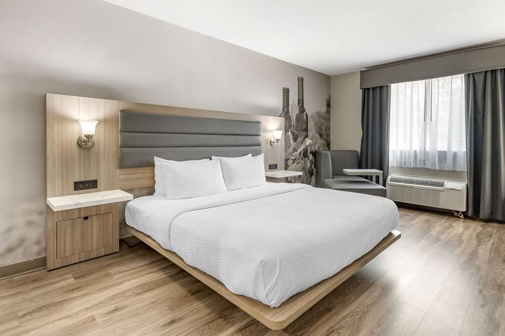 Фото Best Western Plus Vineyard Inn
