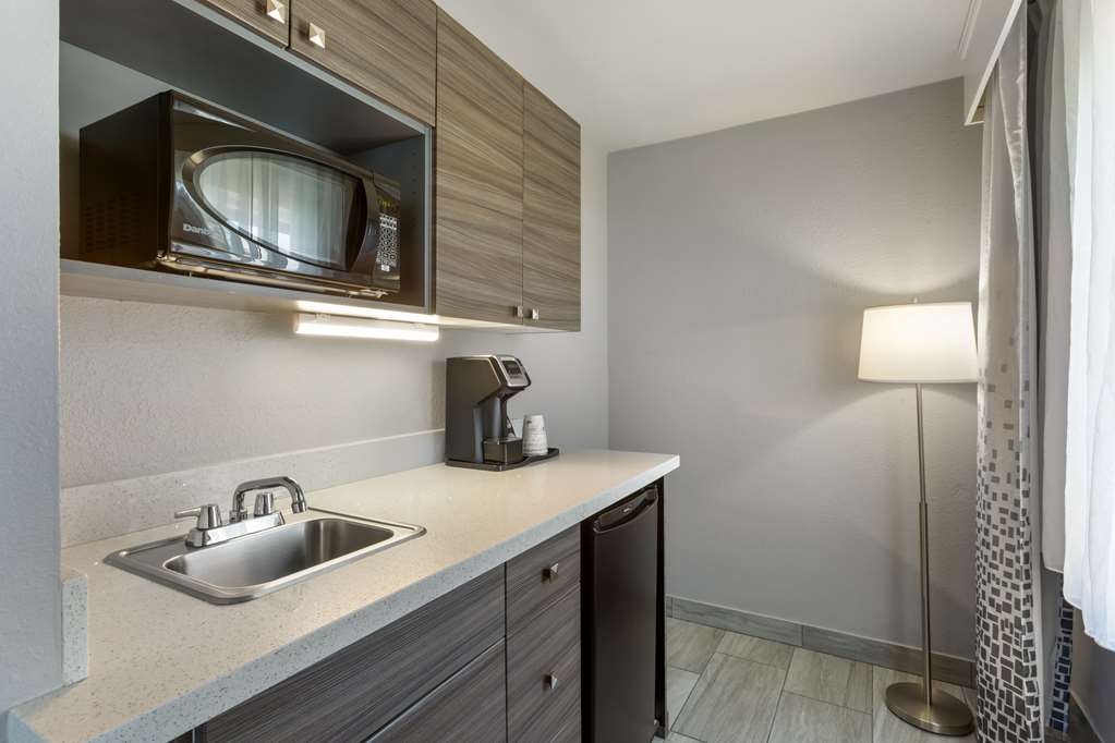 Фото Best Western Plus Sun Canyon