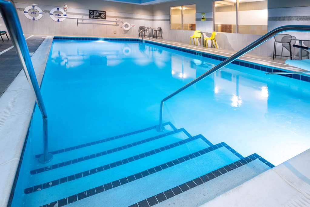 Фото Home2 Suites by Hilton Minneapolis Mall of America