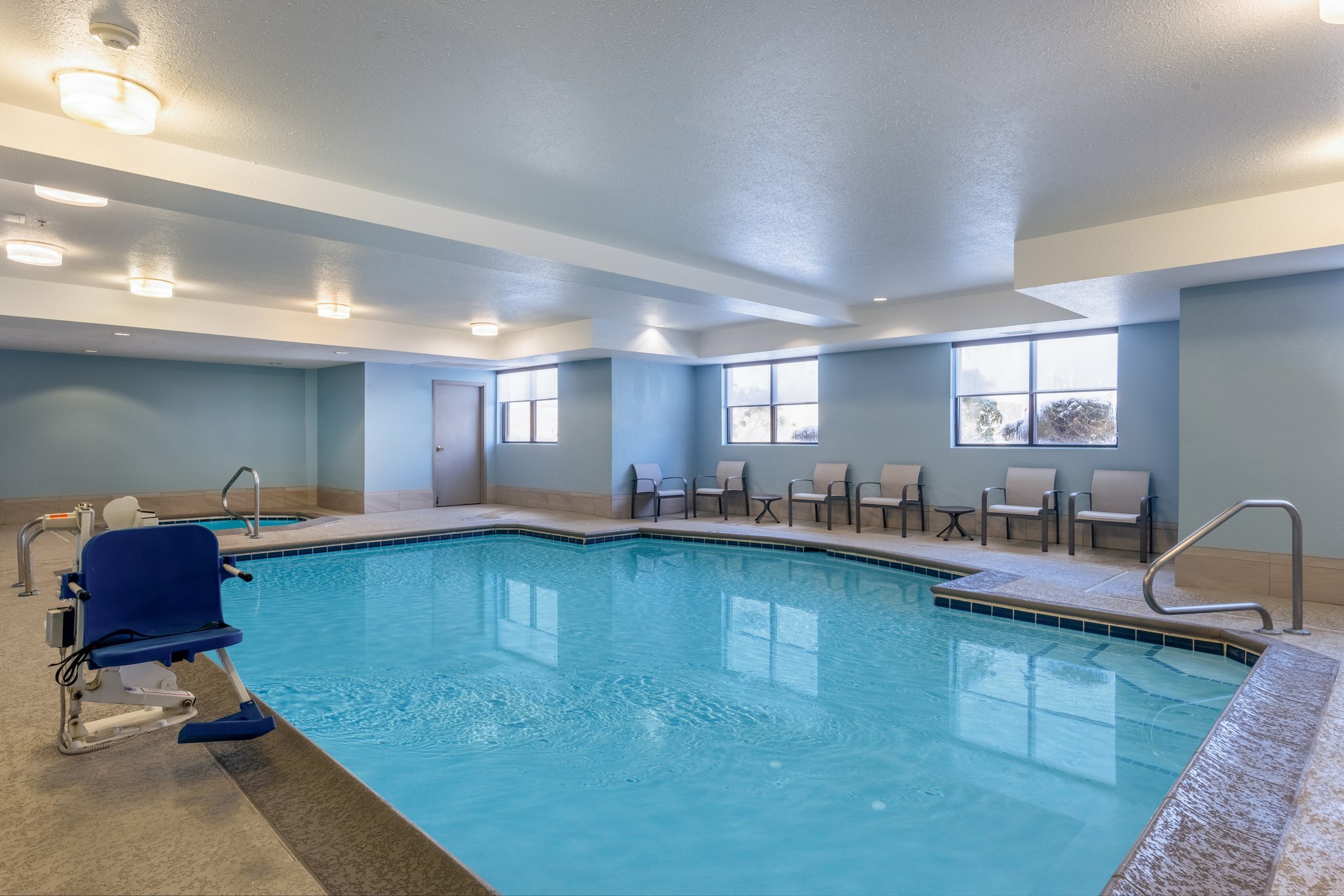 Фото Holiday Inn Express Grove City, an Ihg Hotel