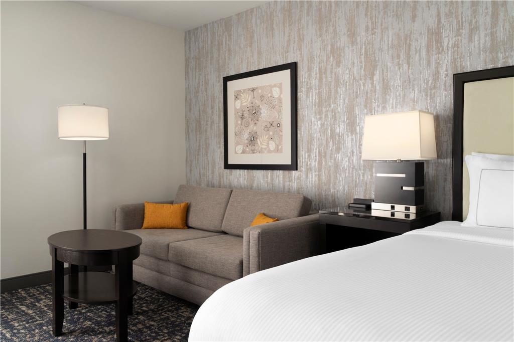 Фото Doubletree by Hilton Richmond-Midlothian