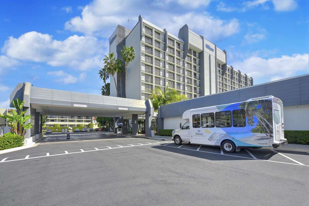 Фото Hilton Irvine Orange County Airport