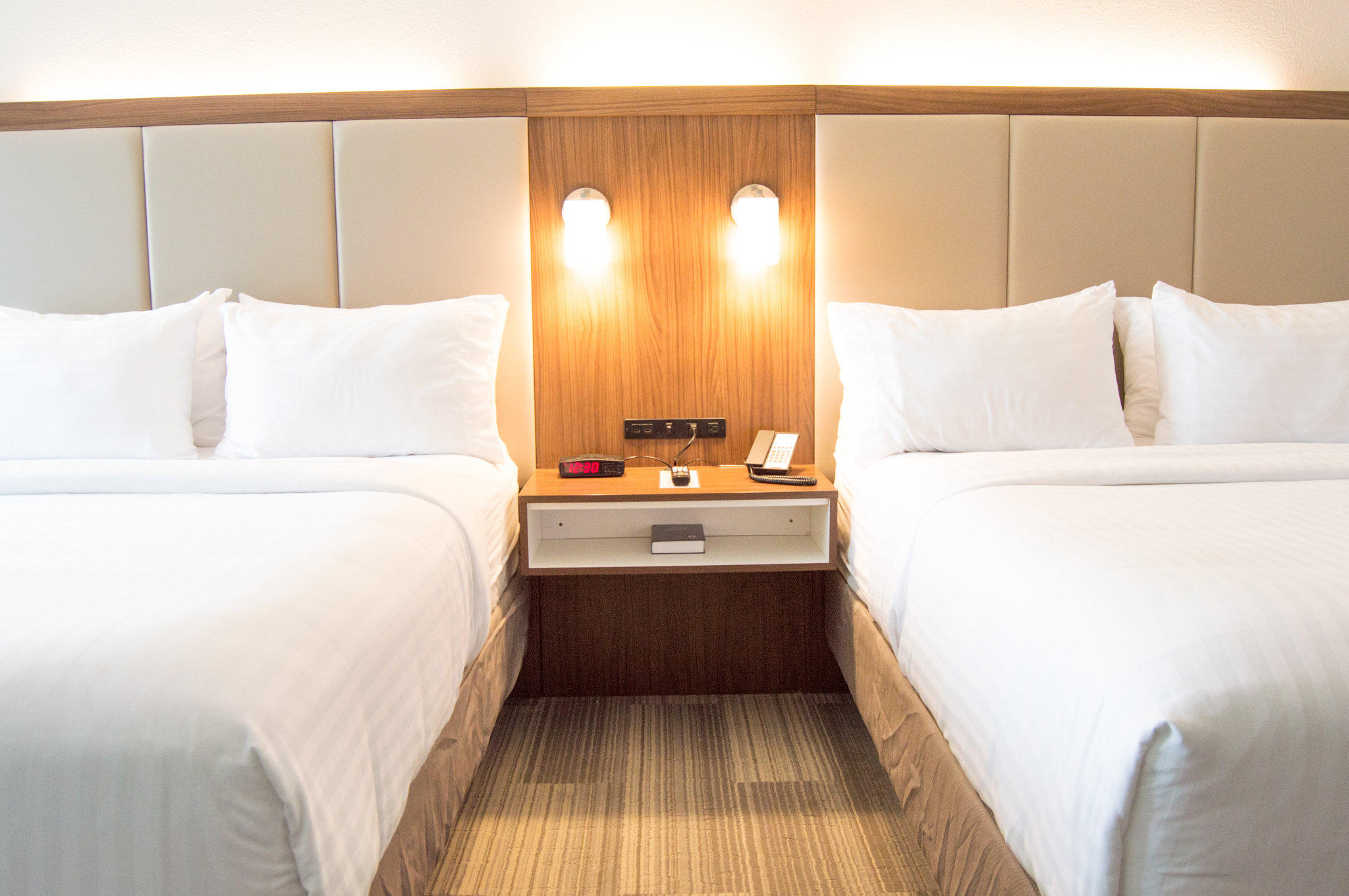 Фото Holiday Inn Express Slidell