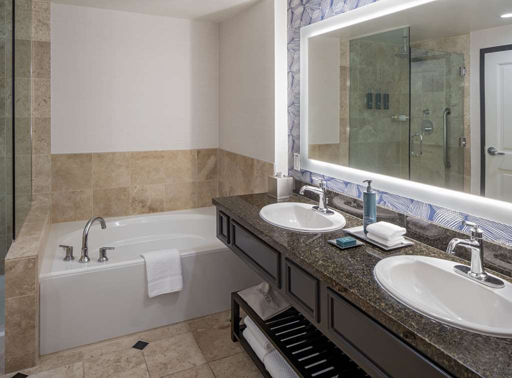 Фото Hilton San Antonio Hill Country