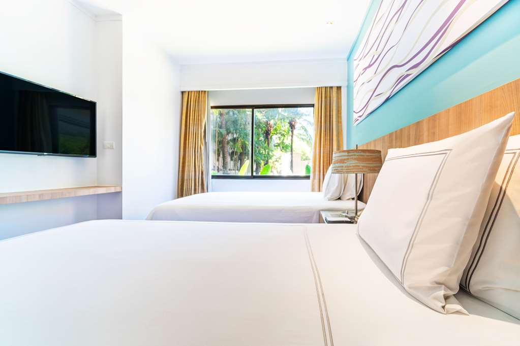 Фото Radisson Resort and Suites Phuket