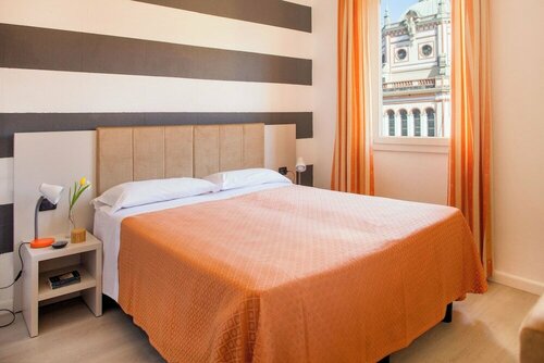 Гостиница Hotel La Piazzetta в Рапалло