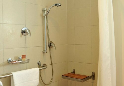 Гостиница Premier Splendid Inn Bayshore в Ричардс-Бей