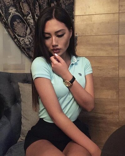 Порно жаңалықтар жүргізушісін трахает