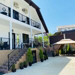 Гостевой дом Уют (Ogorodny pereulok No:11/54, posyolok Vardane, Sochi), konuk evi  Soçi'den