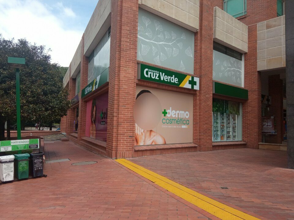 Pharmacy Cruz Verde, Bogota, photo