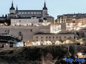 Гостиница Hotel Zentral Mayoral