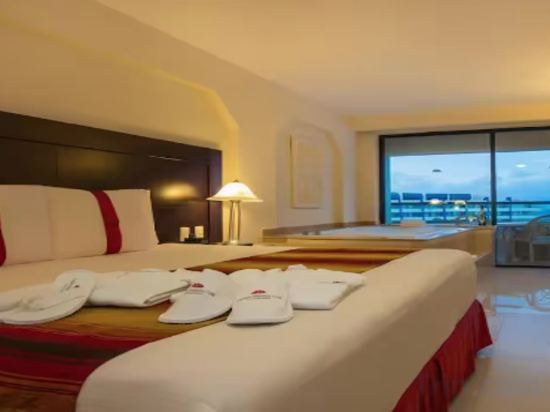 Фото Crown Paradise Club Cancun