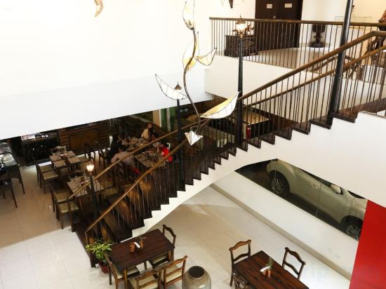 Фото Palm Grass Hotel