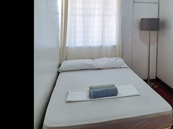 Фото Obaid's Condo in Winland Towers