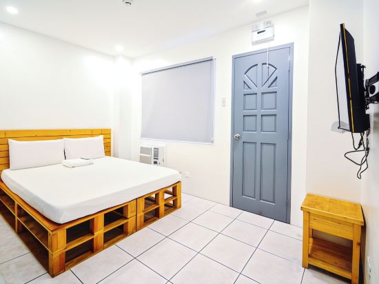 Фото Ola Hostel Manila