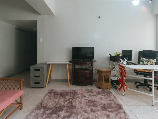 Фото Obaid's Condo in Winland Towers