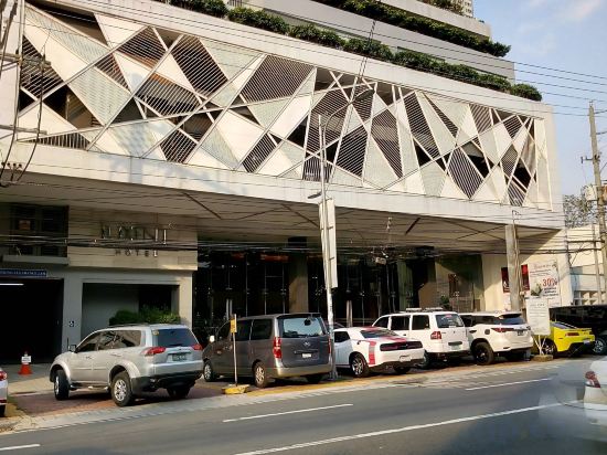 Фото Luxent Hotel