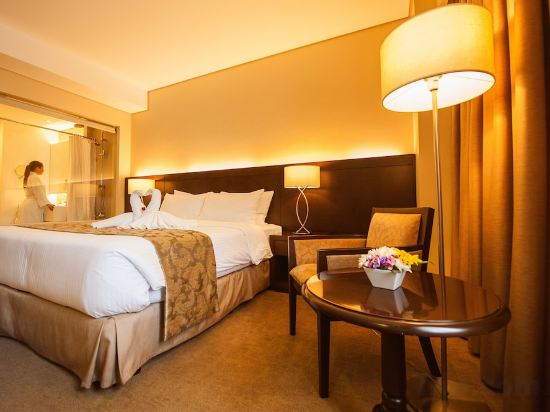 Фото Harolds Evotel Cebu