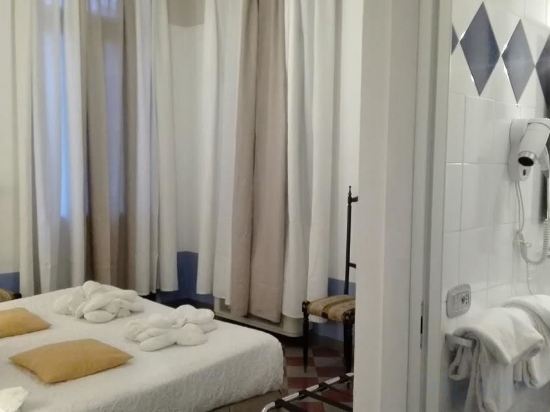 Фото Al Fagiano Art Hotel