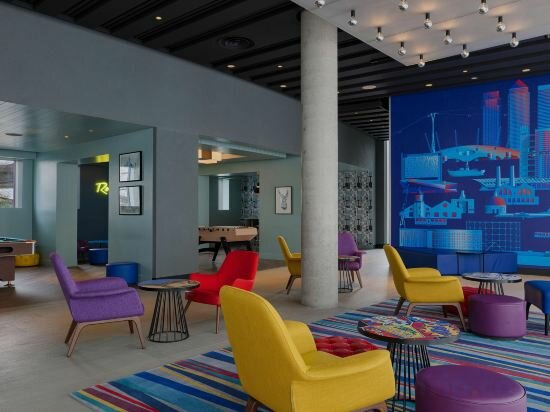 Фото Aloft London Excel