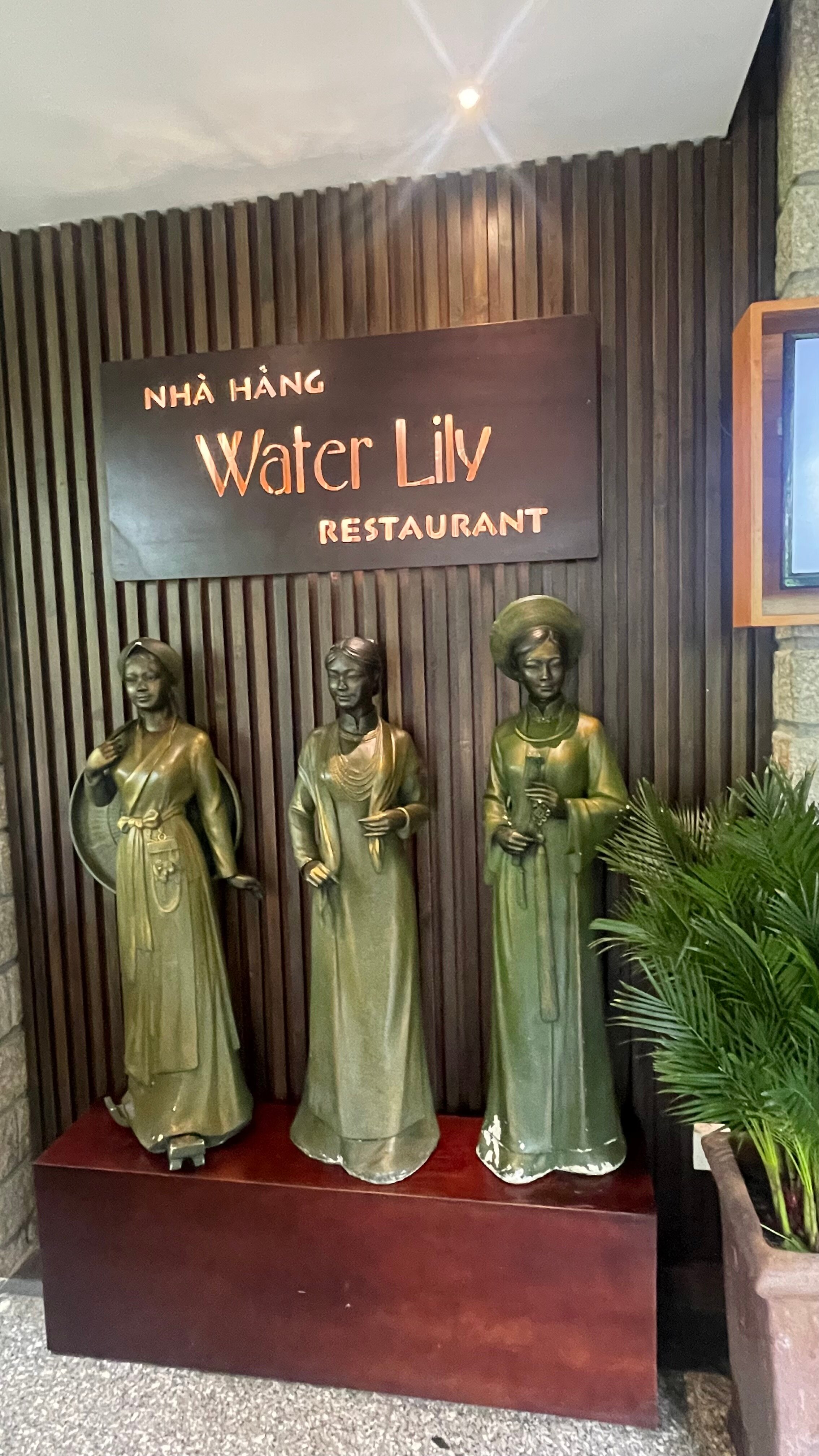 Фото Hoang Ngoc Beach Resort