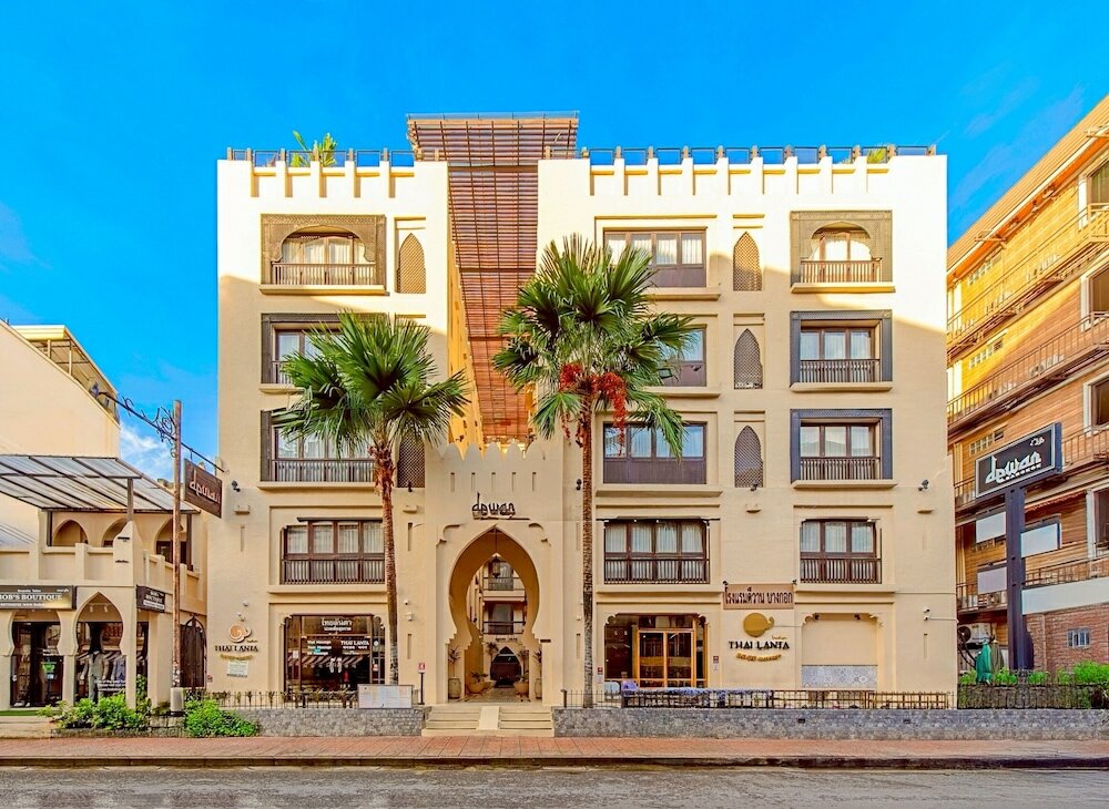 Фото Dewan Bangkok