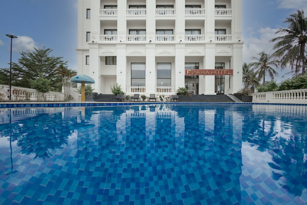 Фото Praha Hotel