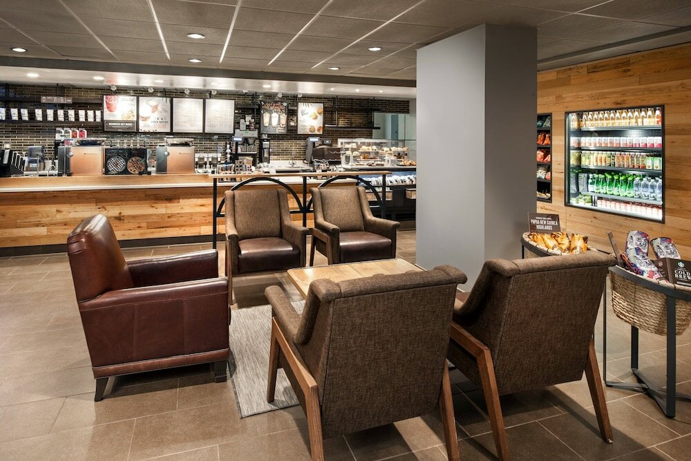 Фото Sheraton Gateway Los Angeles Hotel