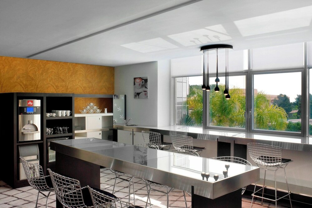 Фото Le Meridien Beach Plaza