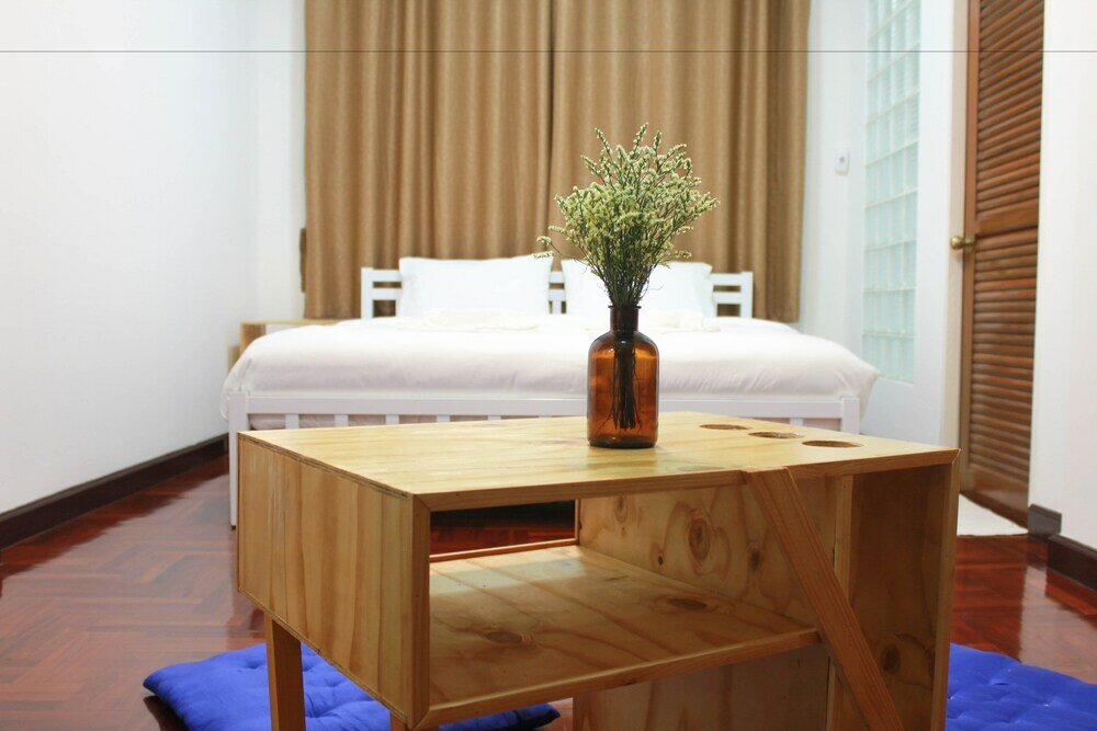 Фото Home @ Hostel Kanchanaburi