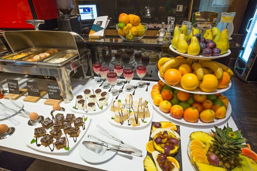 Фото Marquise Hotel