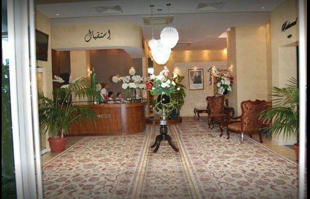 Фото Hôtel de La Vallée Chlef