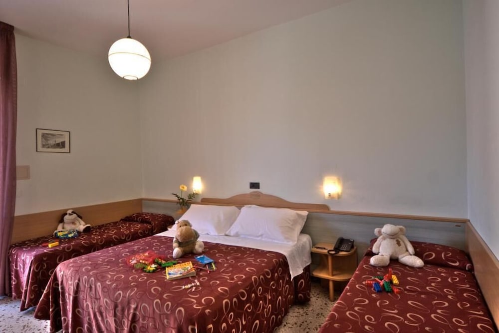 Фото Hotel Hamilton