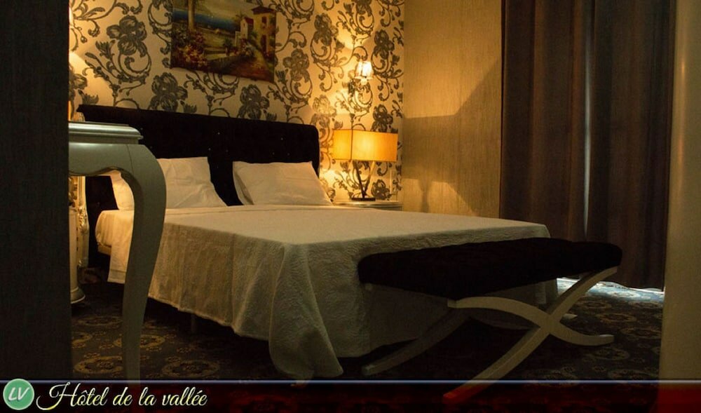 Фото Hôtel de La Vallée Chlef