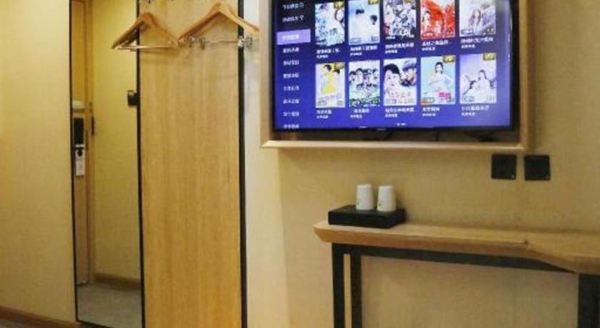 Фото GreenTree Inn Express Hotel (Beijing Qianmen Dashilan)