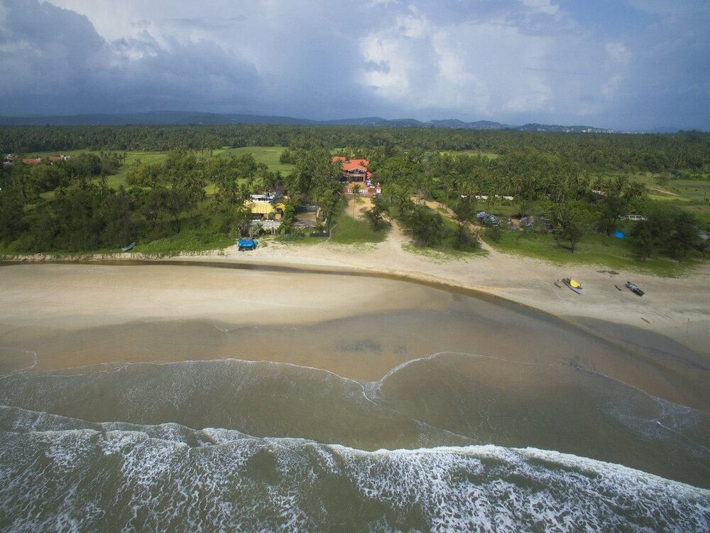 Фото Bollywood Sea Queen Beach Resort